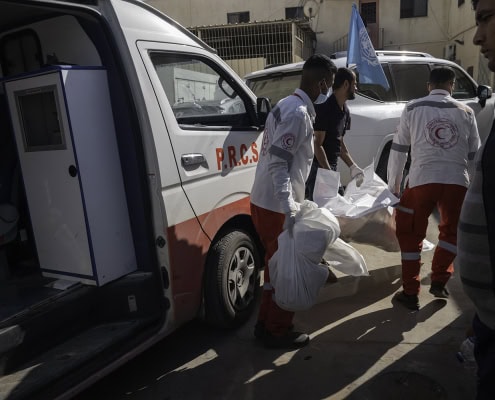 Iasis aid being given to civilians